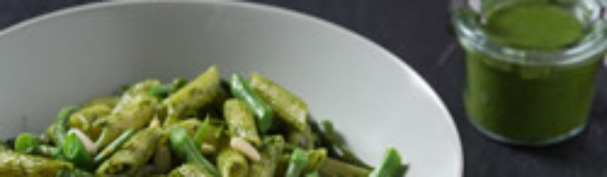 Penne mit Pesto und grünen Bohnen