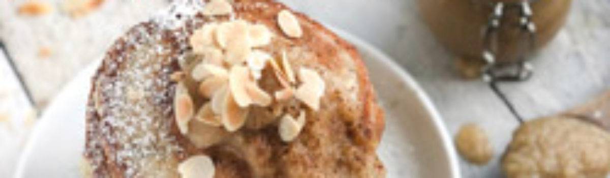 Bananen-Pancakes mit Birnenkompott
