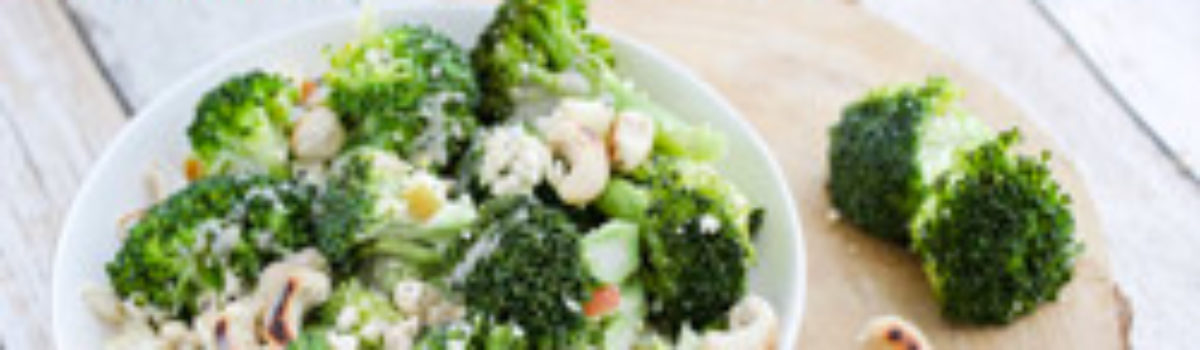 Broccoli-Salat mit Tahini-Dressing