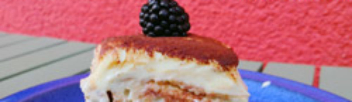 Tiramisu mit Brombeeren
