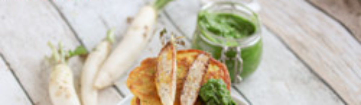 Herzhafte Pancakes mit Eiszapfengrün-Pesto