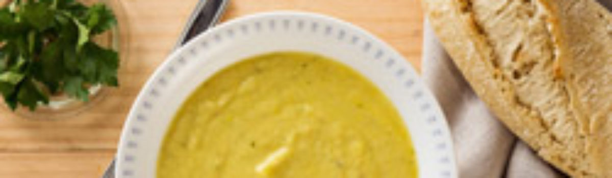 Wurzelpetersiliensuppe