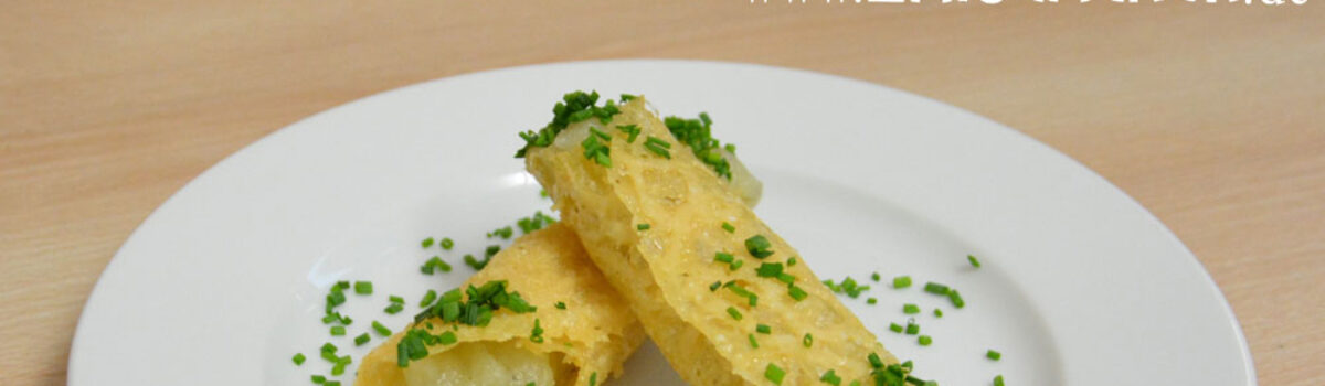 Parmesan-Röllchen mit Topinambur-Füllung