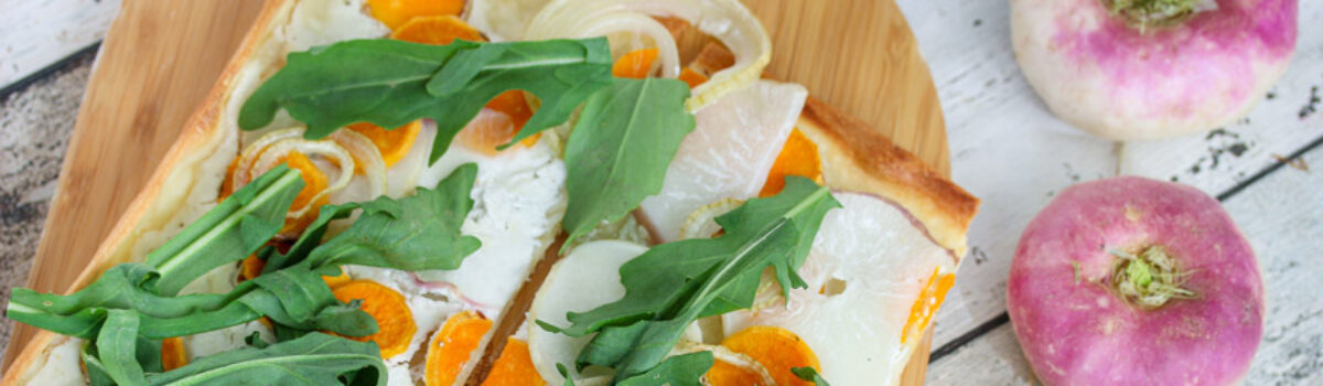 Mairübchen-Süßkartoffel-Flammkuchen