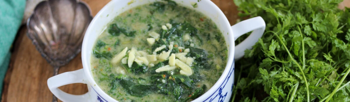 Spinatsuppe mit Kerbel
